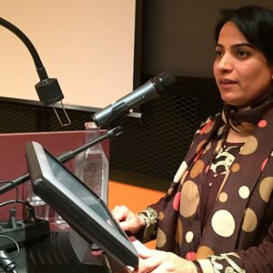 ملالی جویا به پارلمان بازگردد